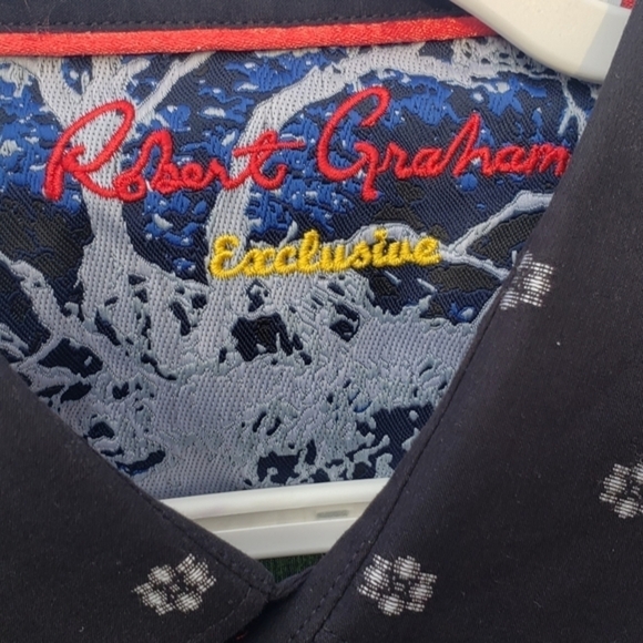 Robert Graham Exclusive Inland Empire Flip Cuff Shirt - Picture 5 of 6